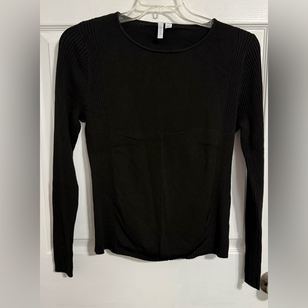 Relativity Black Long Sleeve Sweater